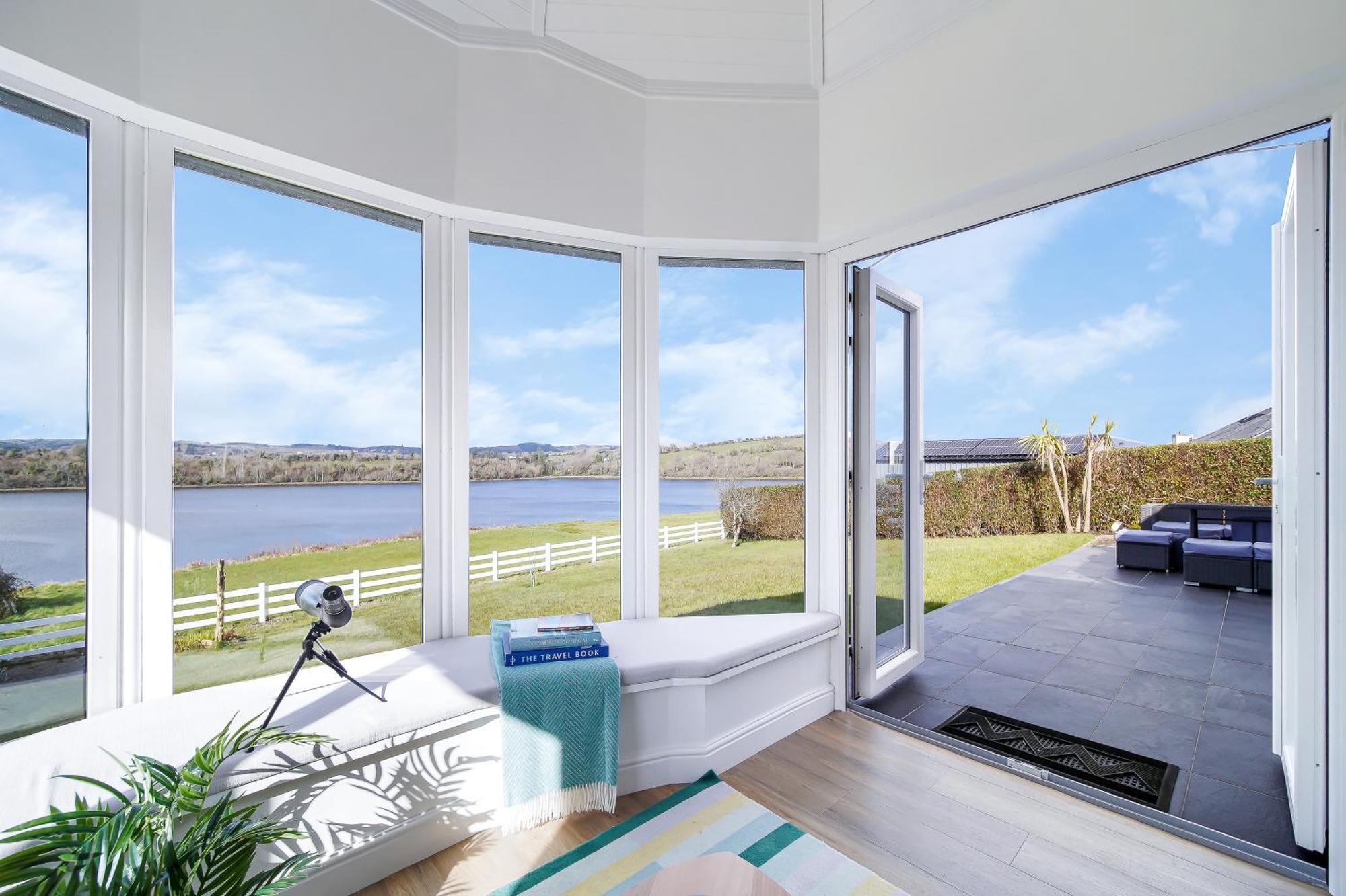 Edgewater Donegal Town Exterior foto